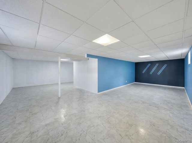 64 Cottage Place, Mineola, NY 11501