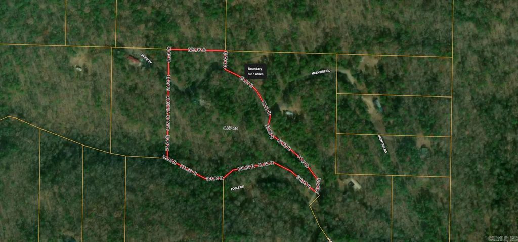 233 White, Clinton, AR 72031