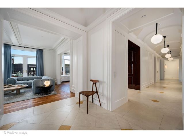 65 E Goethe Street 4E, Chicago, IL 60610