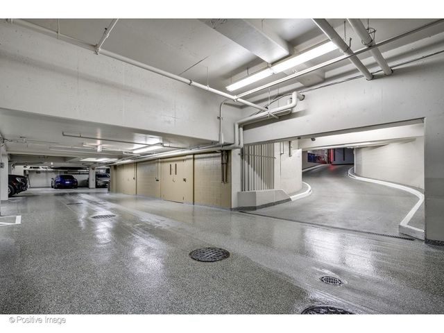 65 E Goethe Street 4E, Chicago, IL 60610