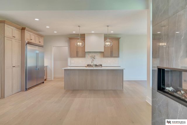 3600 Tree Line Drive, Lincoln, NE 68516