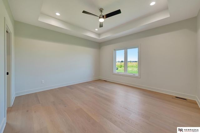 3600 Tree Line Drive, Lincoln, NE 68516