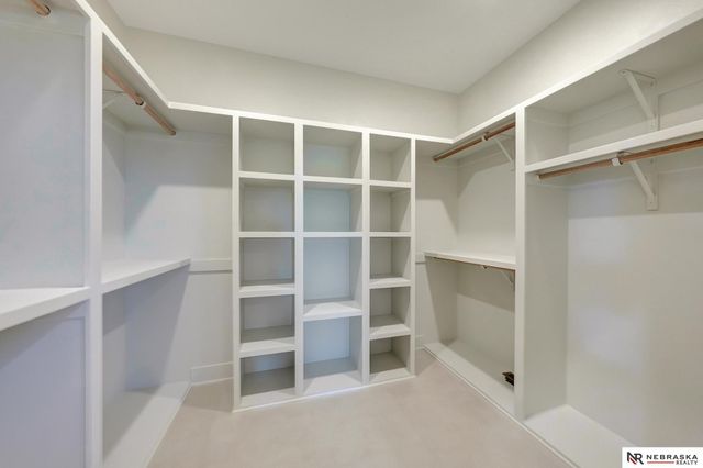 3600 Tree Line Drive, Lincoln, NE 68516