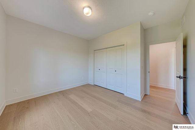 3600 Tree Line Drive, Lincoln, NE 68516