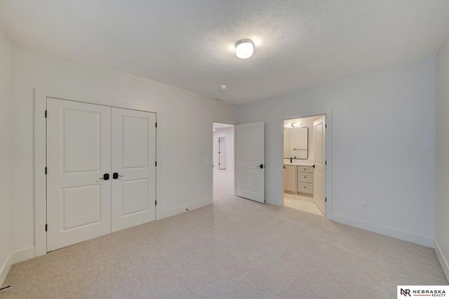 3600 Tree Line Drive, Lincoln, NE 68516