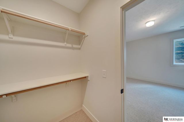 3600 Tree Line Drive, Lincoln, NE 68516