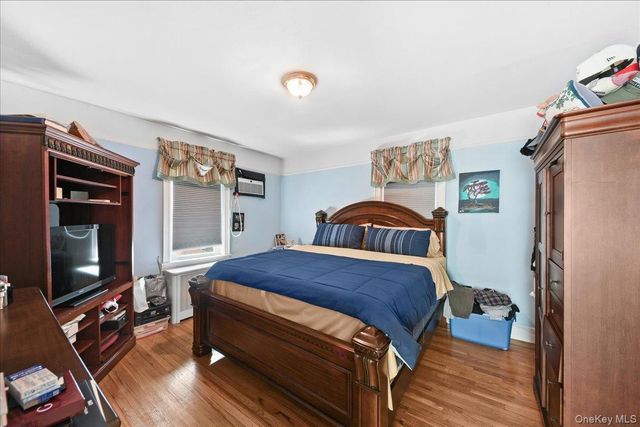 2445 Yates Avenue, Bronx, NY 10469