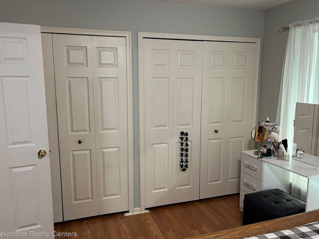 1041 FAIRWAY TRAILS Drive, Brighton, MI 48116