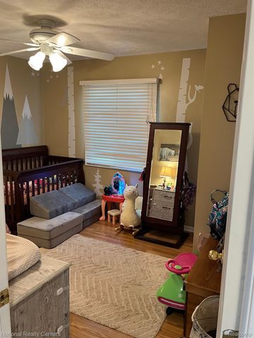 1041 FAIRWAY TRAILS Drive, Brighton, MI 48116