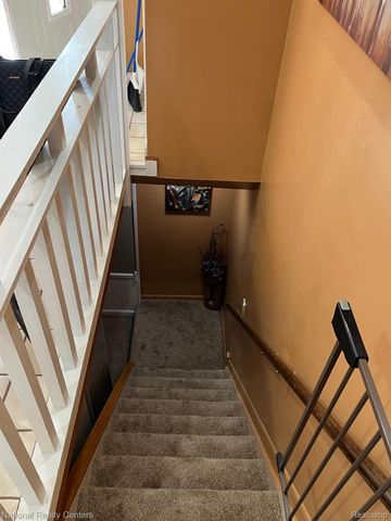 1041 FAIRWAY TRAILS Drive, Brighton, MI 48116