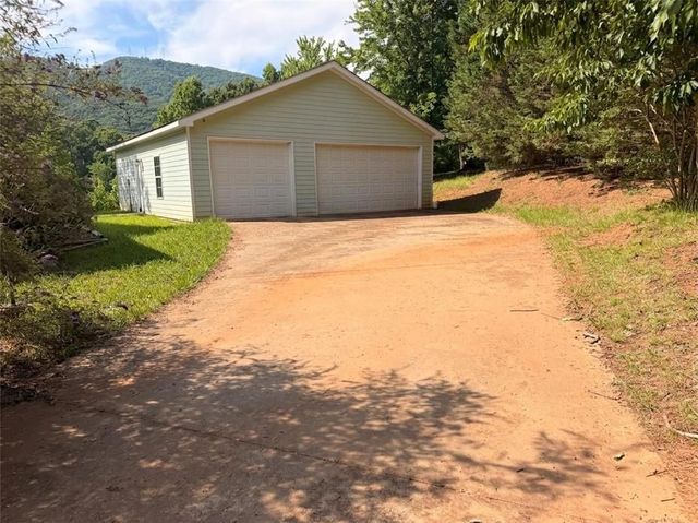 6911 Baker Circle, Clermont, GA 30527