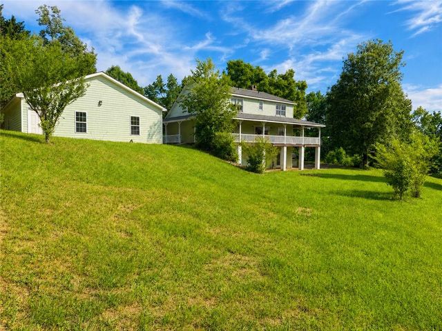 6911 Baker Circle, Clermont, GA 30527