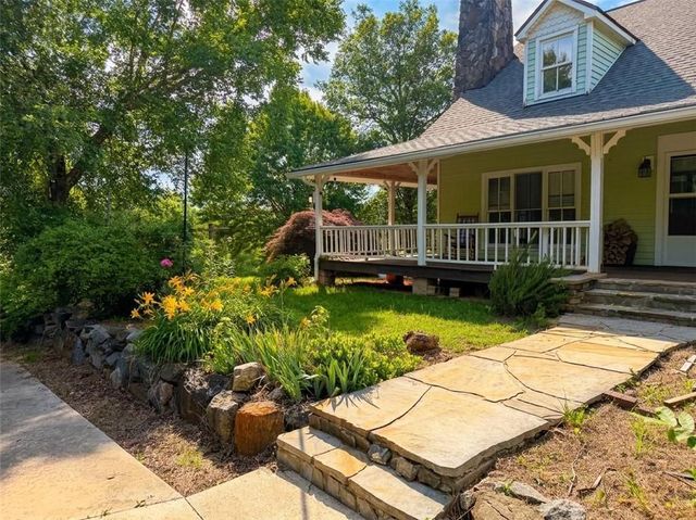 6911 Baker Circle, Clermont, GA 30527