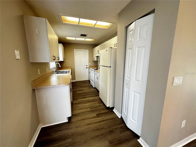 9 CEDAR CIRCLE, Ocala, FL 34472