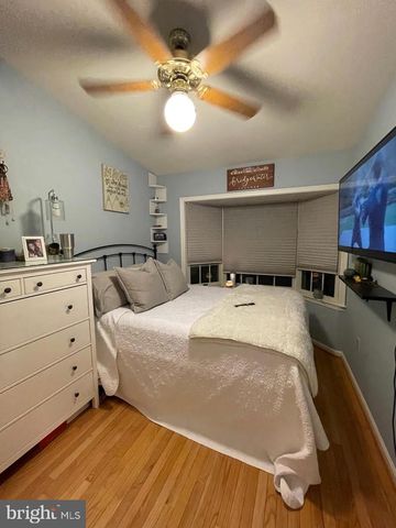 1125 N UTAH ST, Arlington, VA 22201