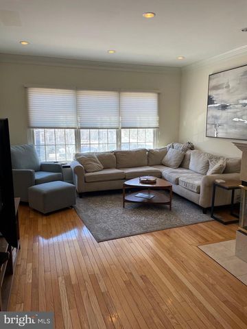 1125 N UTAH ST, Arlington, VA 22201