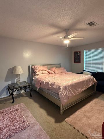 3351 Olive Rd 11C, Pensacola, FL 32514