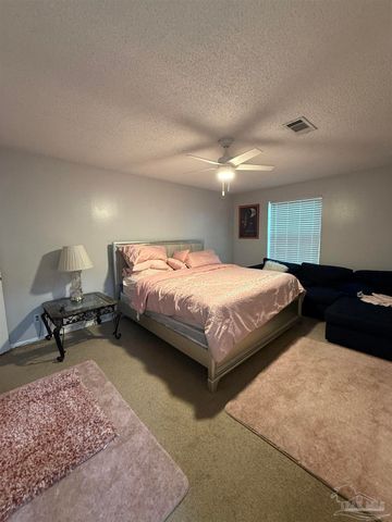 3351 Olive Rd 11C, Pensacola, FL 32514