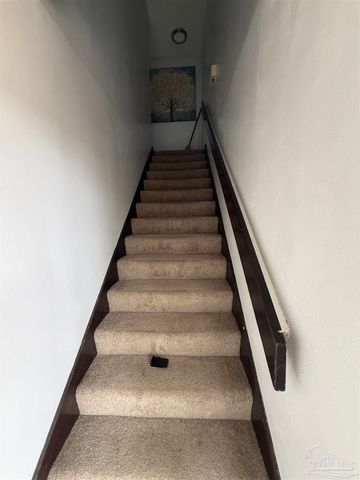 3351 Olive Rd 11C, Pensacola, FL 32514