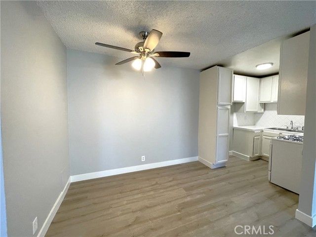 13717 Chadron Avenue 28, Hawthorne, CA 90250