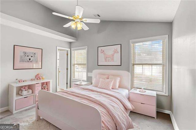 1061 Daventry Crossing, Woodstock, GA 30188