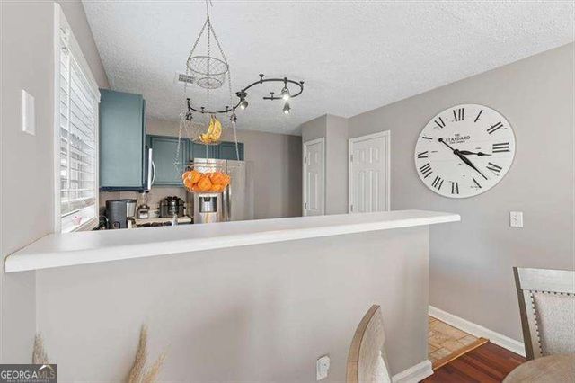 1061 Daventry Crossing, Woodstock, GA 30188