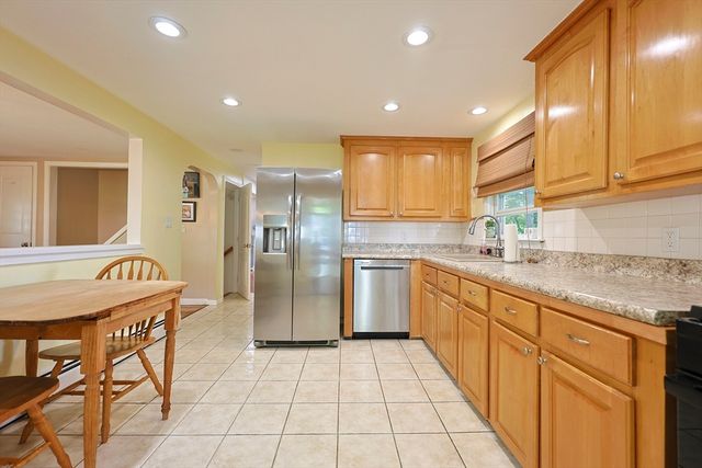 26 Ponderosa Avenue, Methuen, MA 01844