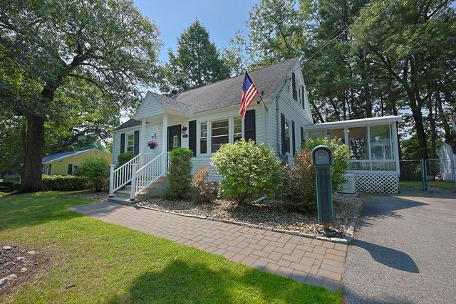 26 Ponderosa Avenue, Methuen, MA 01844