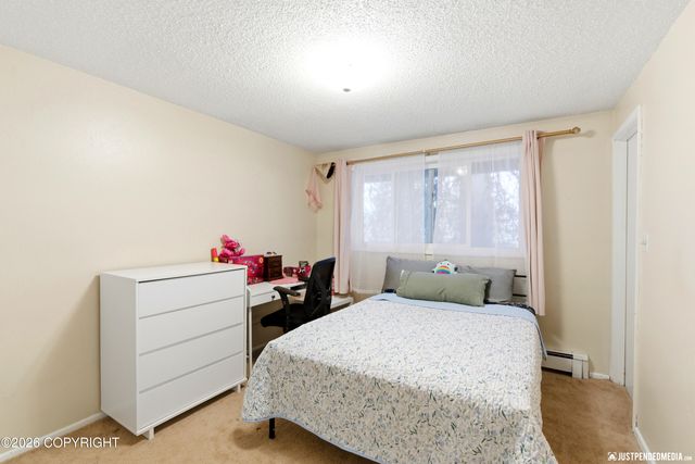 2913 Wentworth Street, Anchorage, AK 99508