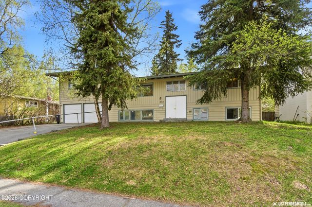 2913 Wentworth Street, Anchorage, AK 99508