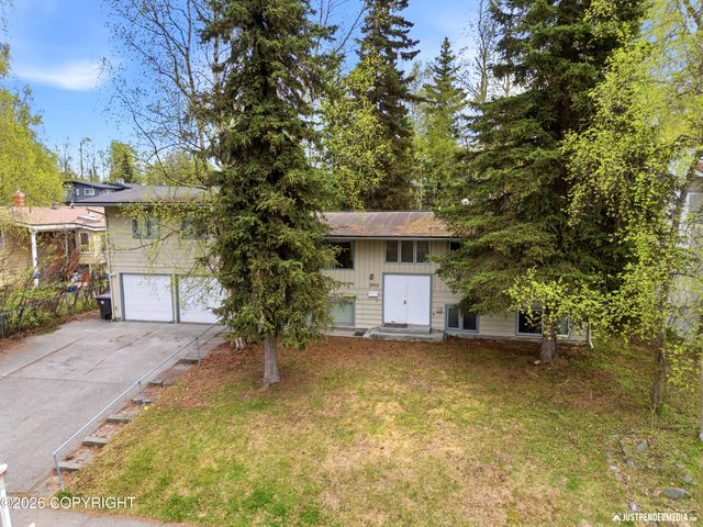 2913 Wentworth Street, Anchorage, AK 99508