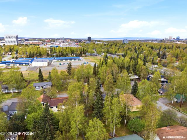 2913 Wentworth Street, Anchorage, AK 99508