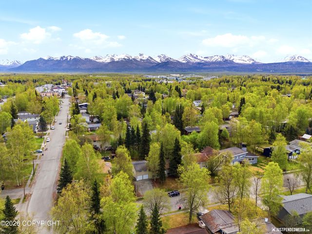 2913 Wentworth Street, Anchorage, AK 99508