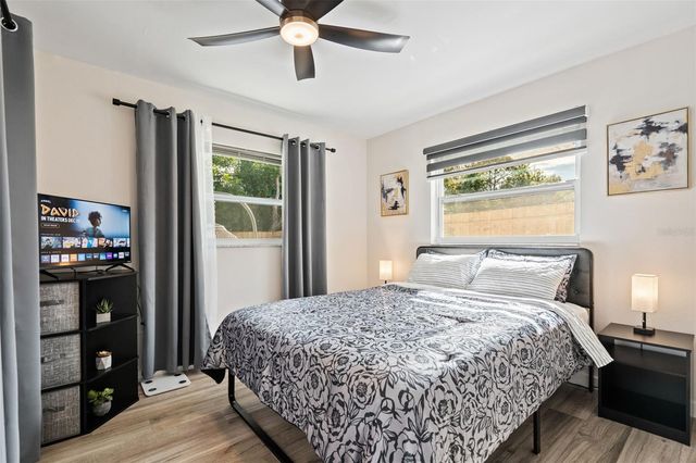 3015 VINSON AVENUE, Sarasota, FL 34232