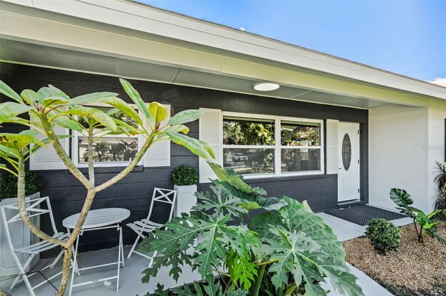 3015 VINSON AVENUE, Sarasota, FL 34232