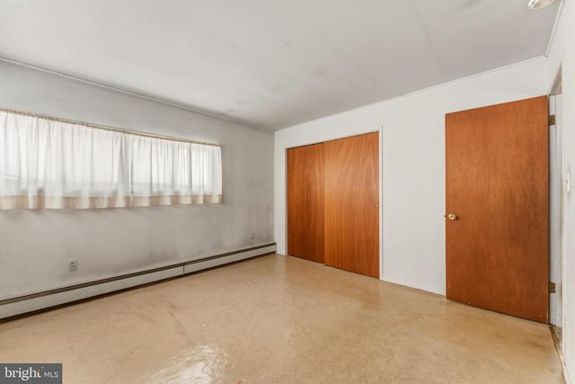 57 PALM LN, Levittown, PA 19054