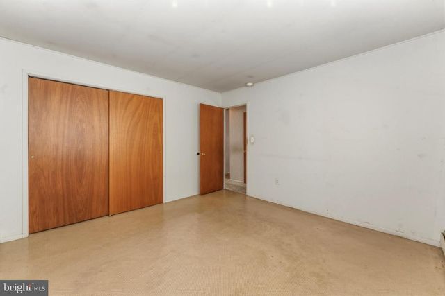 57 PALM LN, Levittown, PA 19054