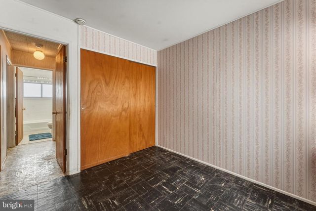 57 PALM LN, Levittown, PA 19054