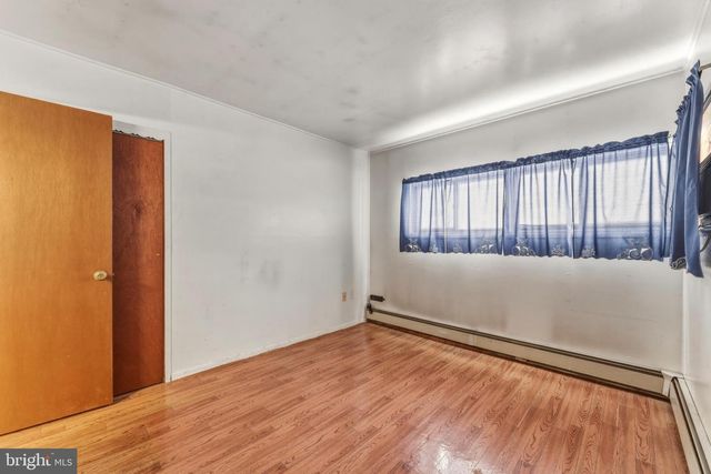 57 PALM LN, Levittown, PA 19054