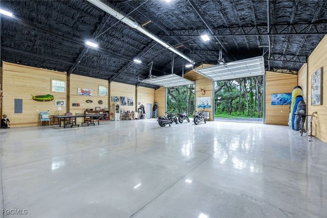 21211 Palm Beach BLVD, Alva, FL 33920