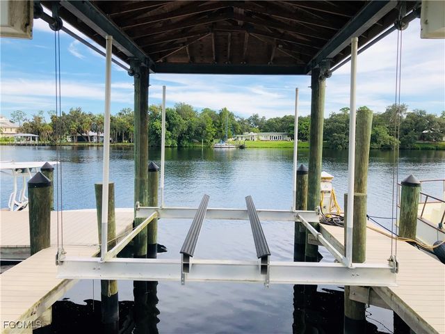 21211 Palm Beach BLVD, Alva, FL 33920