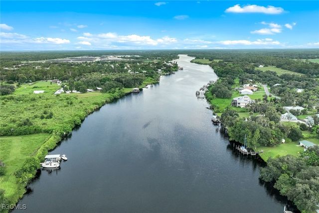 21211 Palm Beach BLVD, Alva, FL 33920