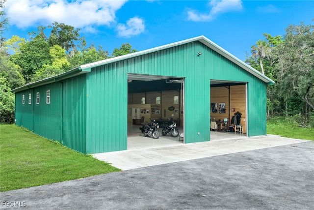 21211 Palm Beach BLVD, Alva, FL 33920