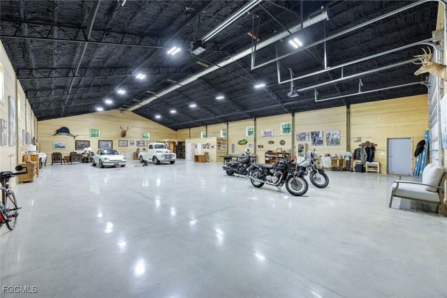 21211 Palm Beach BLVD, Alva, FL 33920