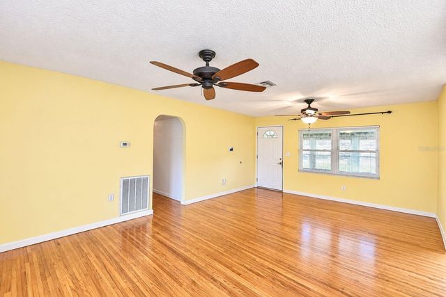 1325 LAKE SHIPP DR N, Winter Haven, FL 33880