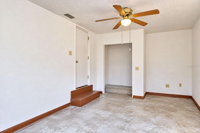 1325 LAKE SHIPP DR N, Winter Haven, FL 33880