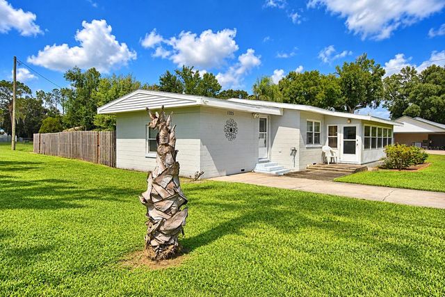 1325 LAKE SHIPP DR N, Winter Haven, FL 33880