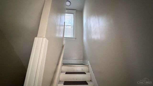 2478 Paris Street, Cincinnati, OH 45219
