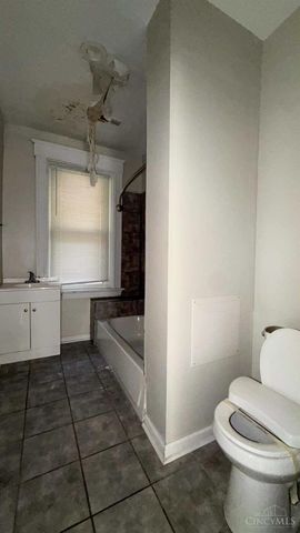 2478 Paris Street, Cincinnati, OH 45219