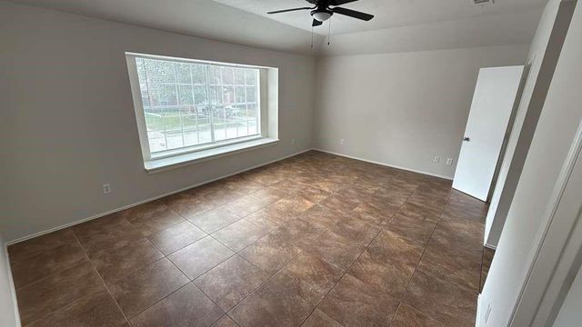 6622 Sutton Meadows Dr, Houston, TX 77086